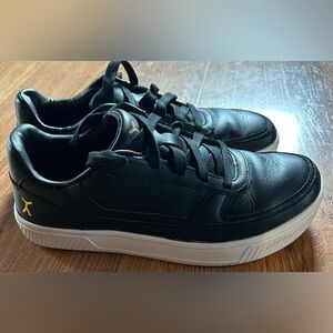 Flux Unisex Black Leather Sneakers